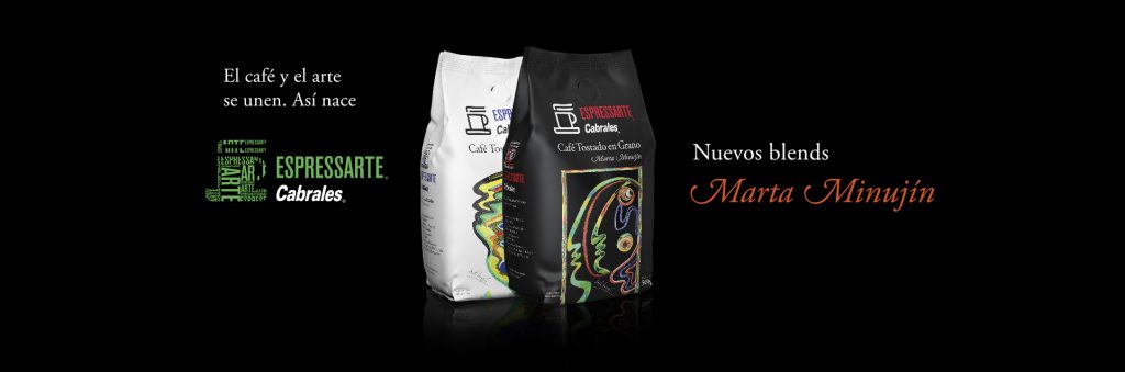 Cabrales, la empresa líder en importación de café de alta calidad, sigue acercando distintas expresiones artísticas y lanza al mercado unos packs intervenidos por la prestigiosa artista plástica de vanguardia Marta Minujín.