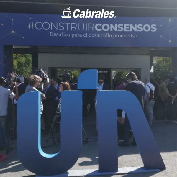 Buenos Aires, noviembre del 2019 – Seguimos renovando nuestro compromiso con la industria nacional año tras año. Estuvimos presentes en la 25° conferencia Industrial de la UIA realizada en el salón Golden Center de Parque Norte el 28 de Noviembre del 2019.